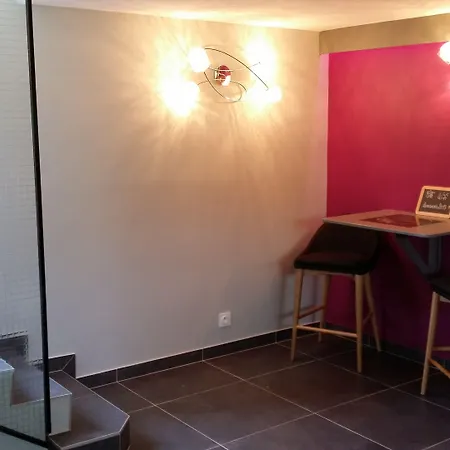 Le Manoir D'a Cote ゲストハウス 3*