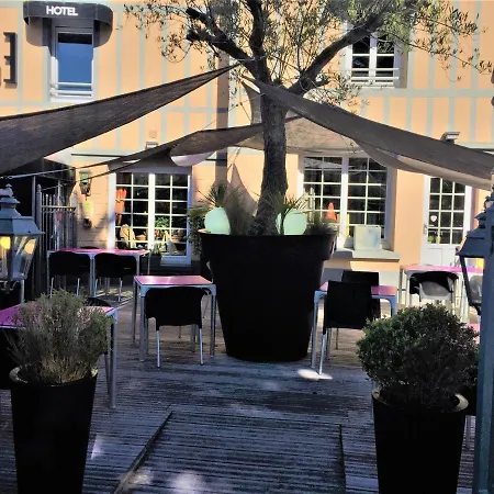 Le Manoir D'a Cote Guest house