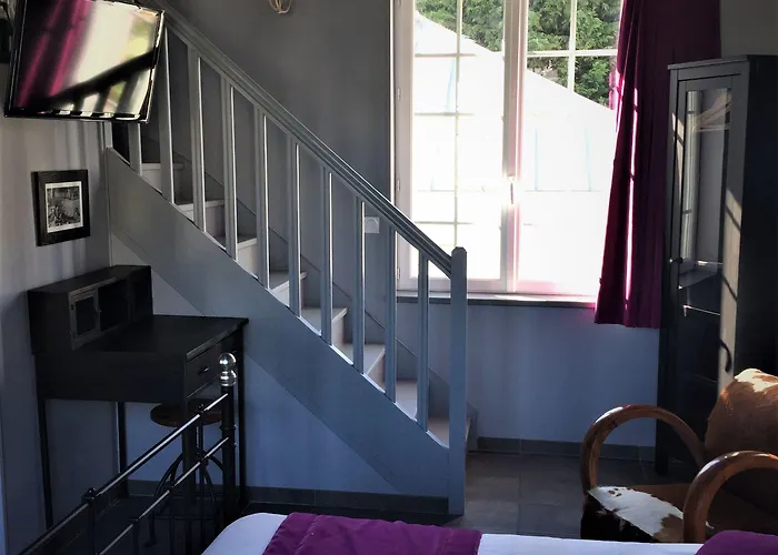 Le Manoir D'a Cote Guest house